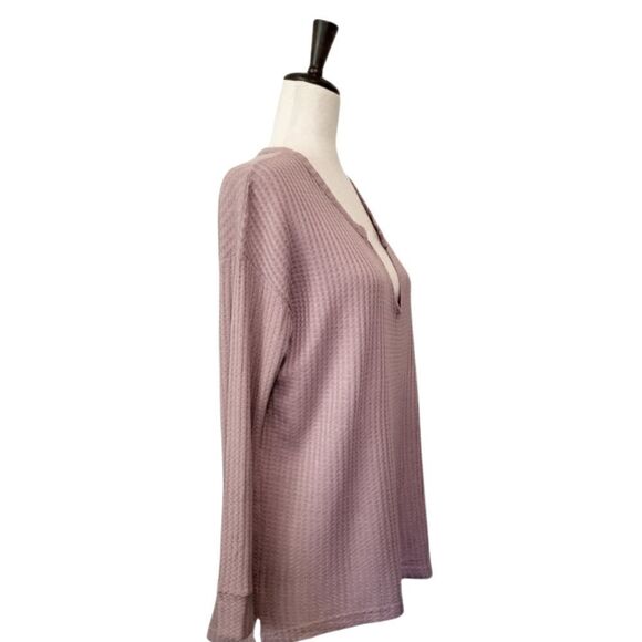 Chaser Keelia Blush Split Neck Thermal Knit Top Size M - Picture 2 of 10